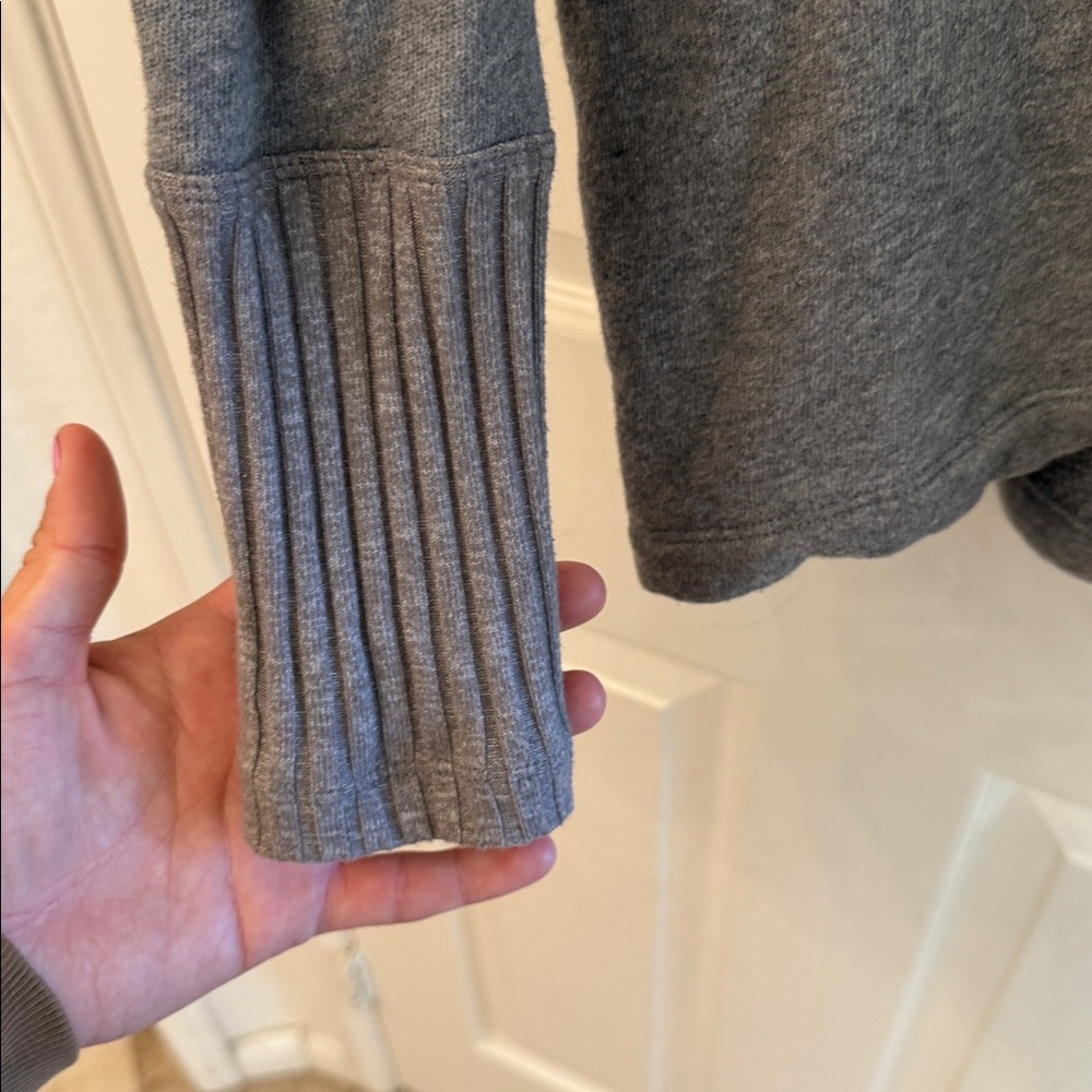 CAbi Cool Off Sweatshirt #6333 - Picture 4 of 8